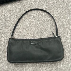 Classic Kate spade small black bag good condition